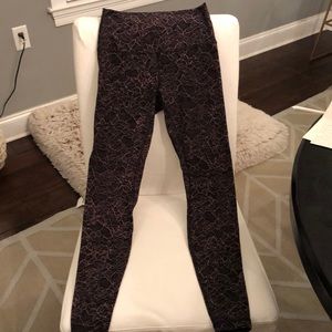 Worn Once!! Lululemon sz 6